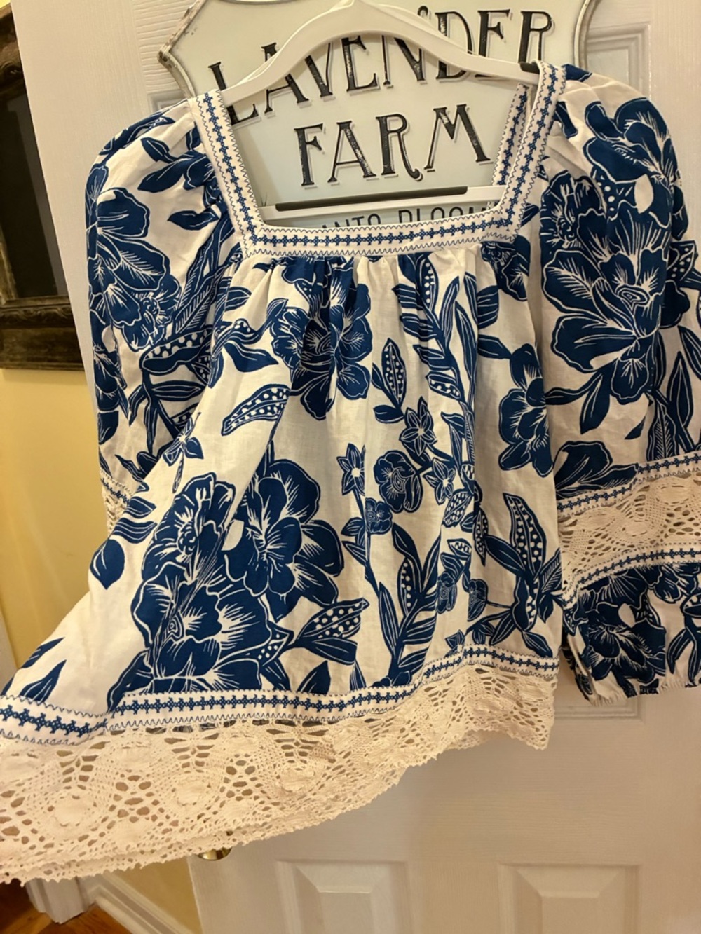 Christian Siriano Blue and Cream Floral Crochet Peasant Top - Picture 7 of 12